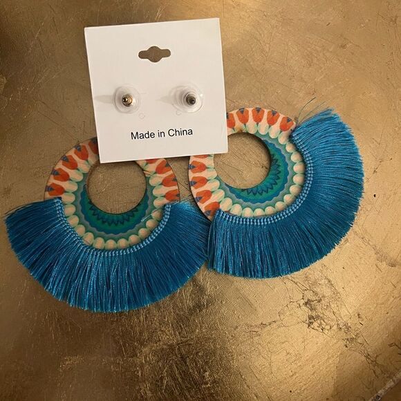 Bohemian style earrings/ tropical earrings/ boho dangle earrings - Picture 3 of 3